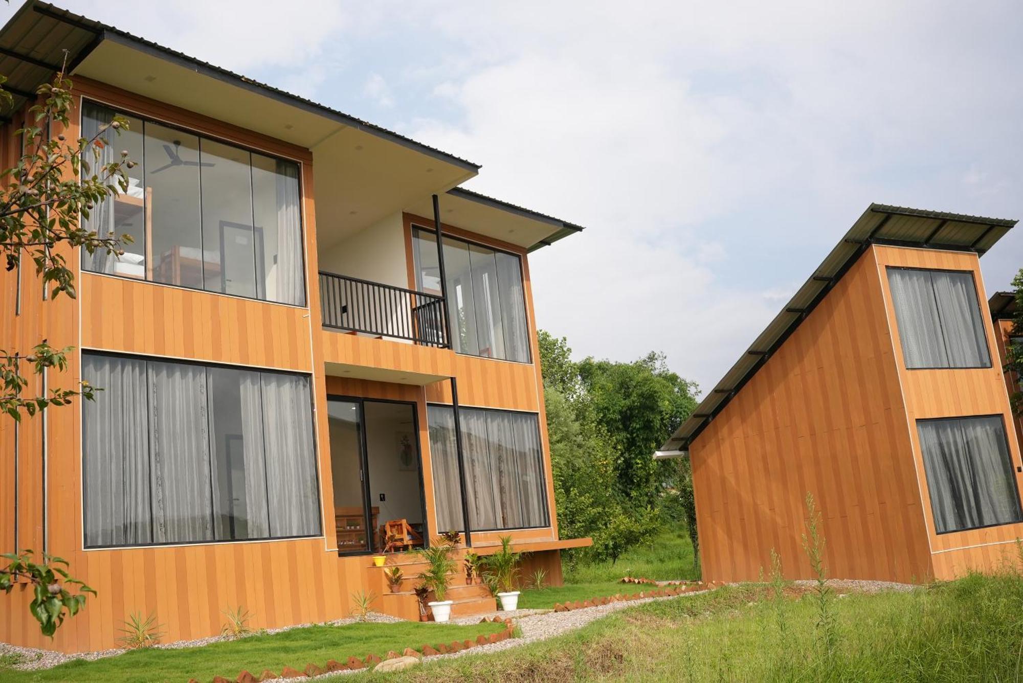 The Solace Bir Exterior foto