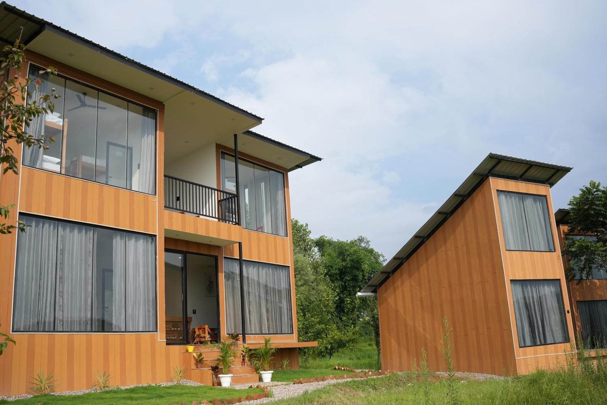 The Solace Bir Exterior foto